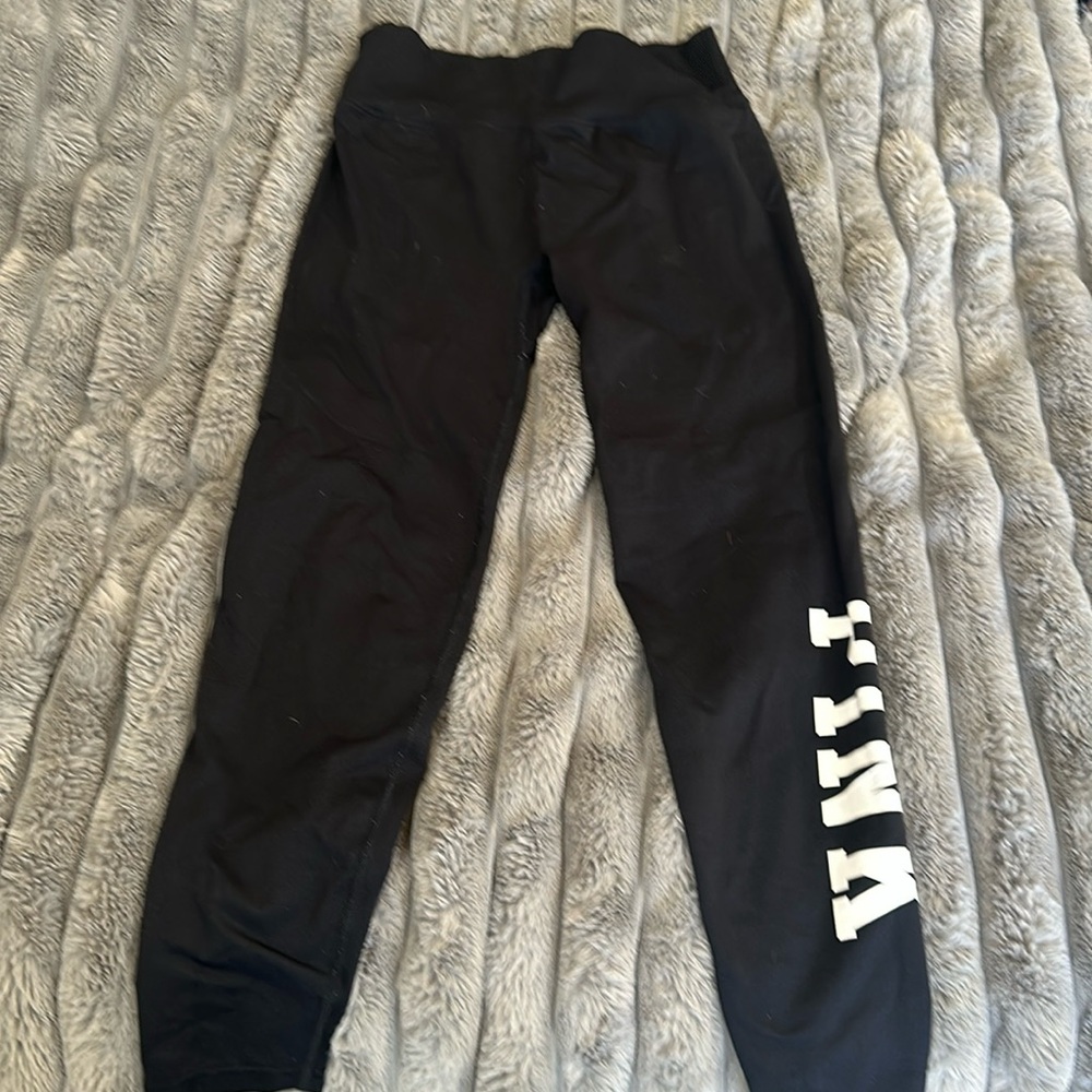 PINK Active leggings - size Medium